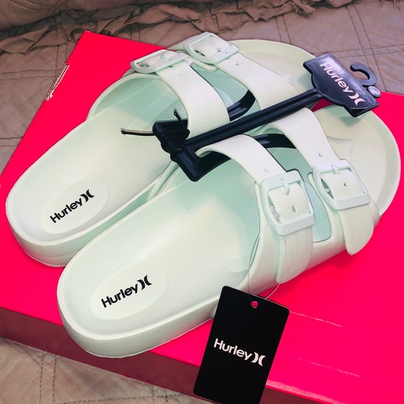 Hurley sandals (7) - Picture 2 of 3